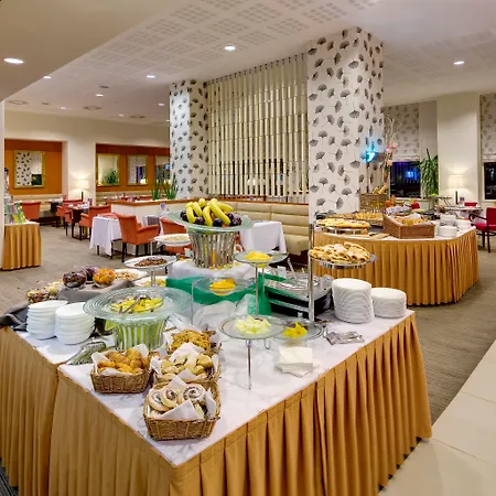 ホテル インペリアル 4*