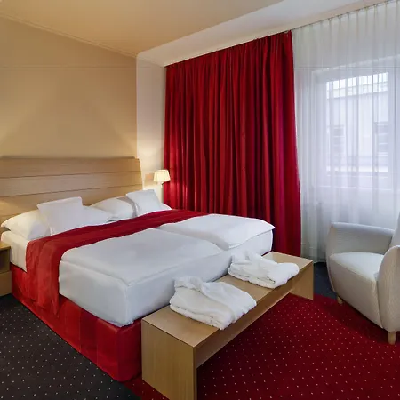 Imperial 4*