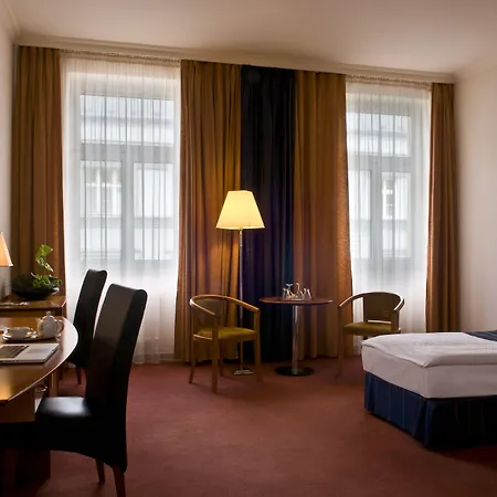 Imperial 4*