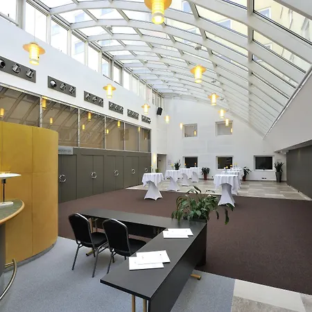 Imperial 4*