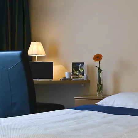 Imperial 4*