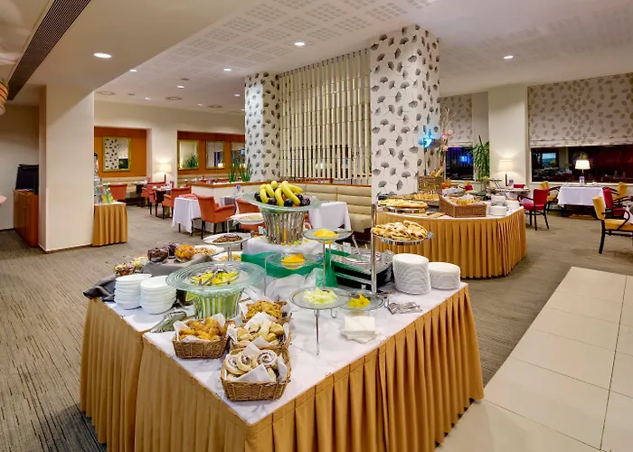 ホテル インペリアル 4*