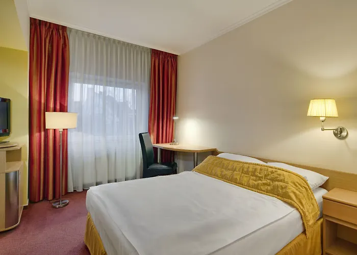 ホテル インペリアル 4*